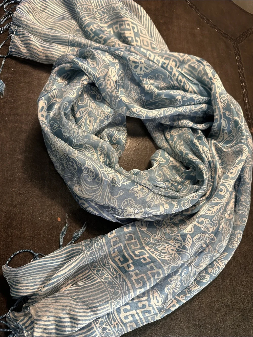 Light Blue Patterned 100% silk Scarf 🧣